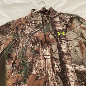 Under armor 1/4 zip lightweight men’s camo jacket